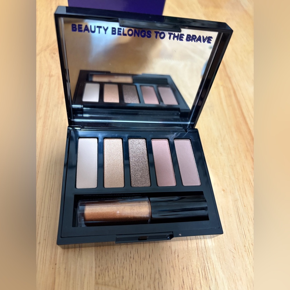 Kevyn Aucoin Emphasize Eye Design Palette In Focused~ Full Sz BNIB Authentic NEW - Picture 3 of 11